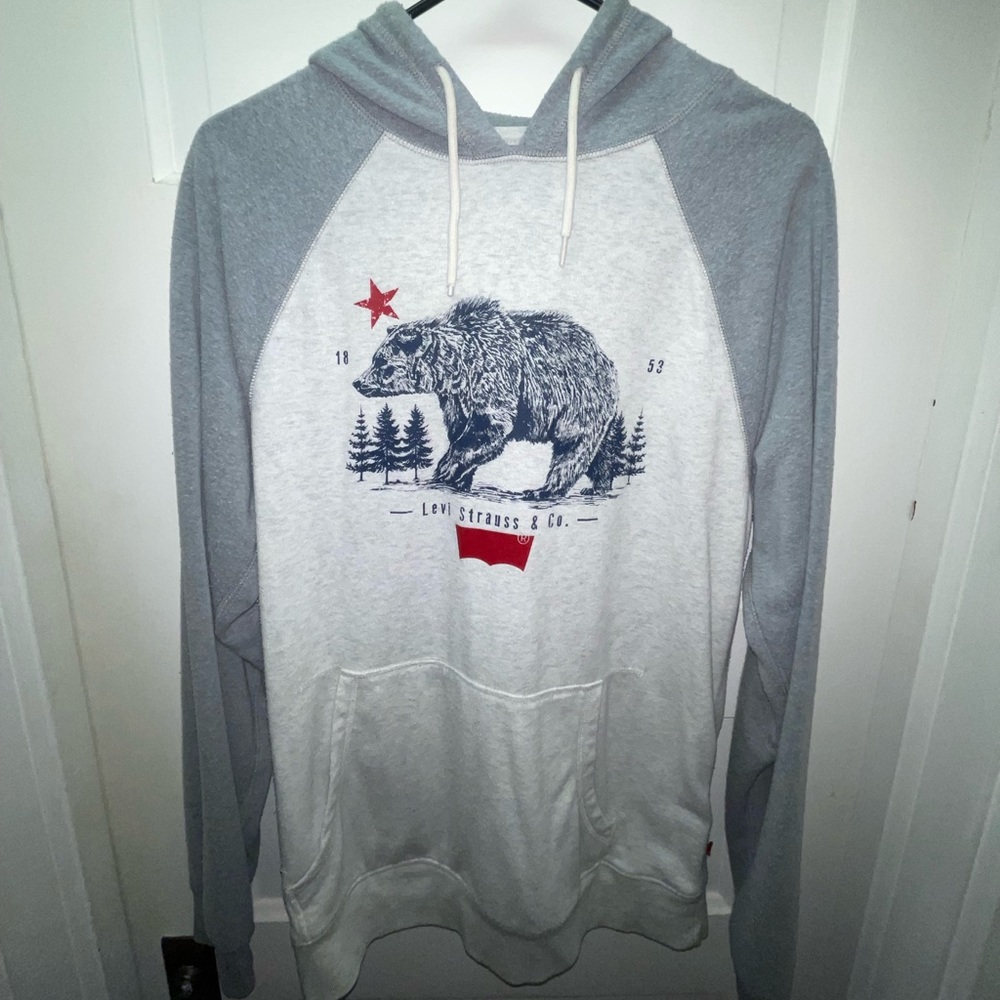 Men’s Levi’s Hooded Sweatshirt